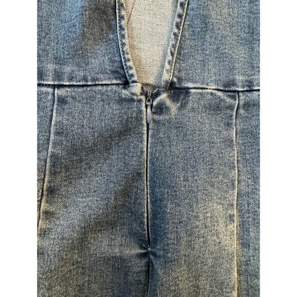 Active USA Denim Jean V-neck Dress - Picture 7 of 9